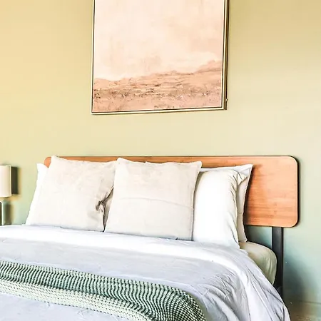 La Retreat: Stylish 3Br Villa